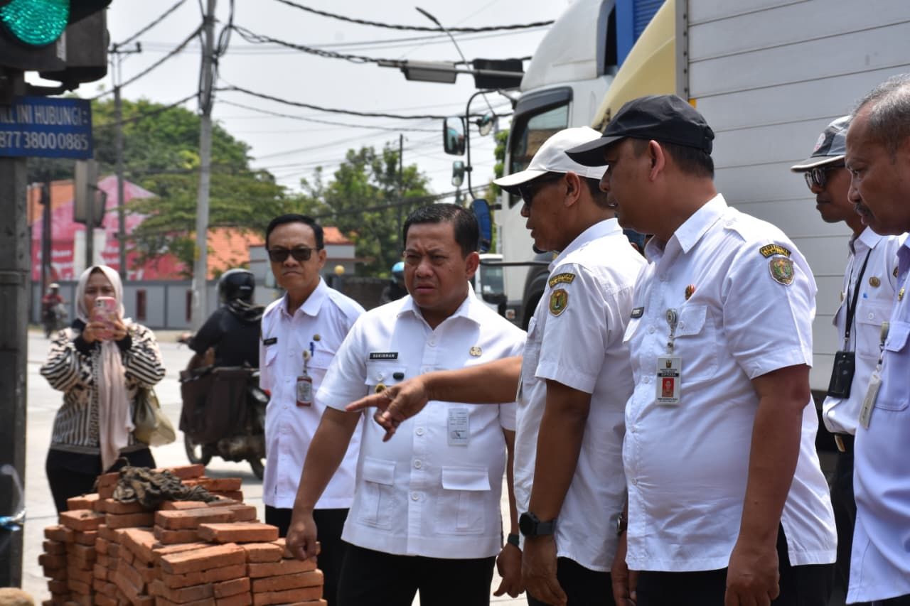Penanganan Drainase dan Jalan Terus Dilakukan, Plt Bupati Pastikan Pembangunan Berjalan